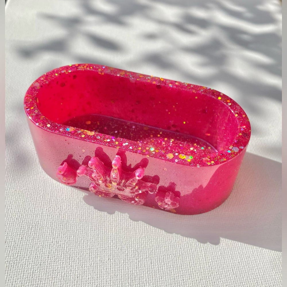 New plumberry pink glitter handmade trinket tray dish jewelry holder 🩷